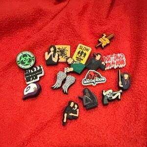 17 piece Walking Dead Croc Shoe Charms Set